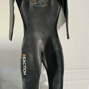 Women's Black Wetsuit -IRONMAN brand!